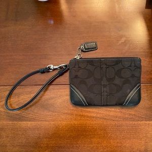 Coach Classic Black Jacquard Wristlet 6”x4”